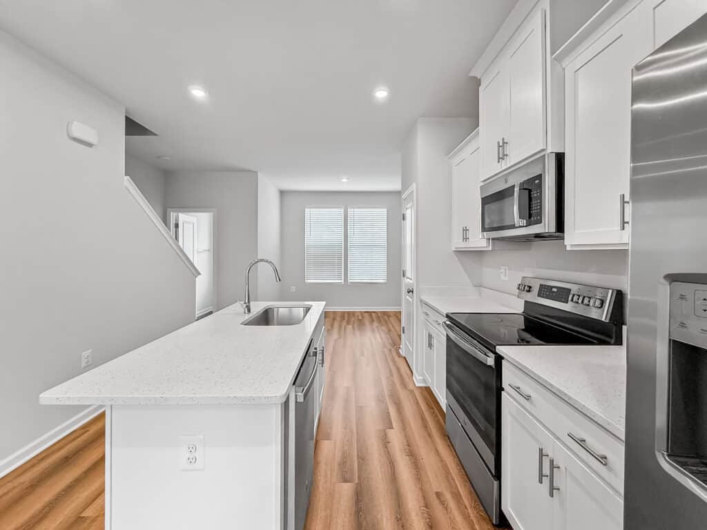 Modern Townhouse Kitchen and Dining
